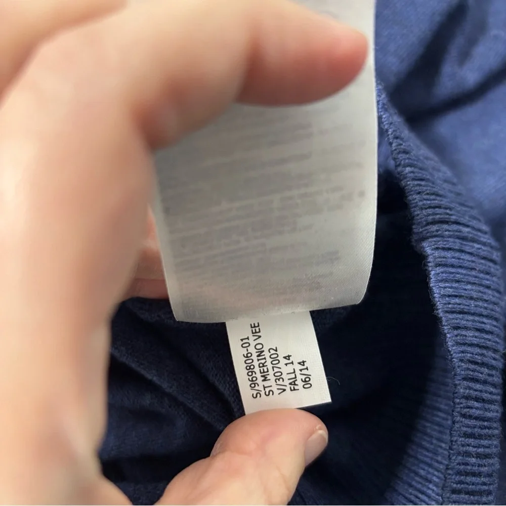 Banana Republic Extra Fine Merino Wool Sweater Medium Men's Blue Navy V Neck Vee